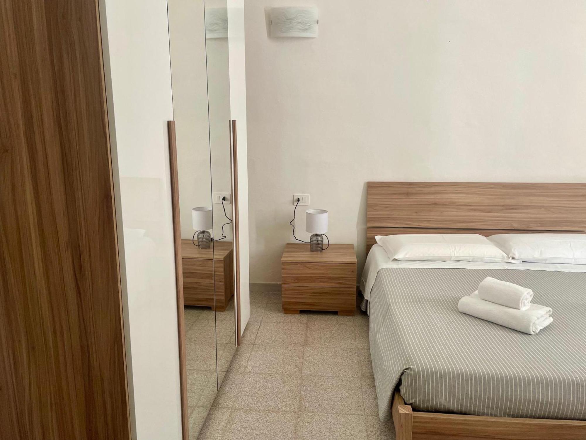 Onlyrooms V - Central & Train Station Κάλιαρι Εξωτερικό φωτογραφία