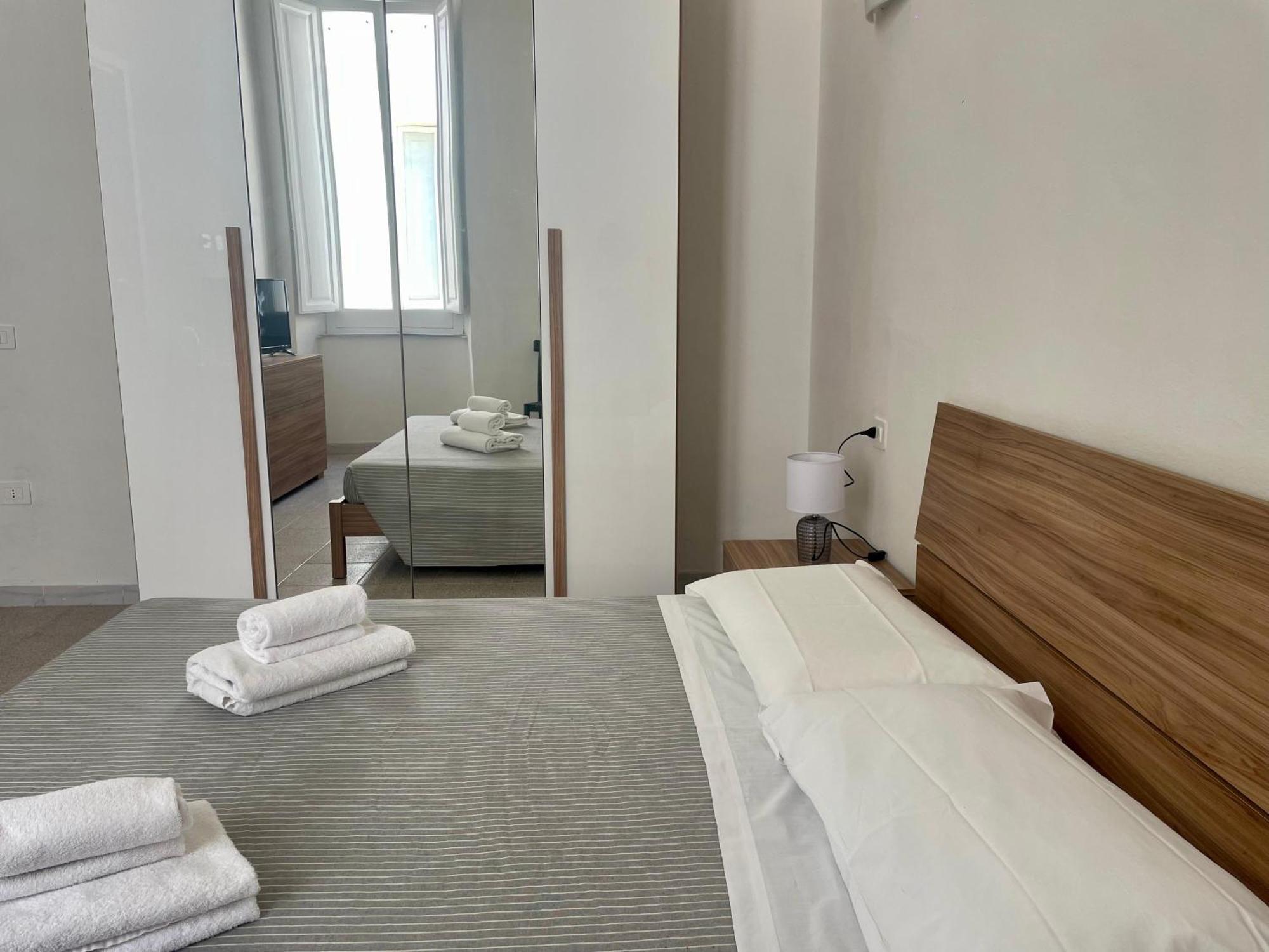 Onlyrooms V - Central & Train Station Κάλιαρι Εξωτερικό φωτογραφία