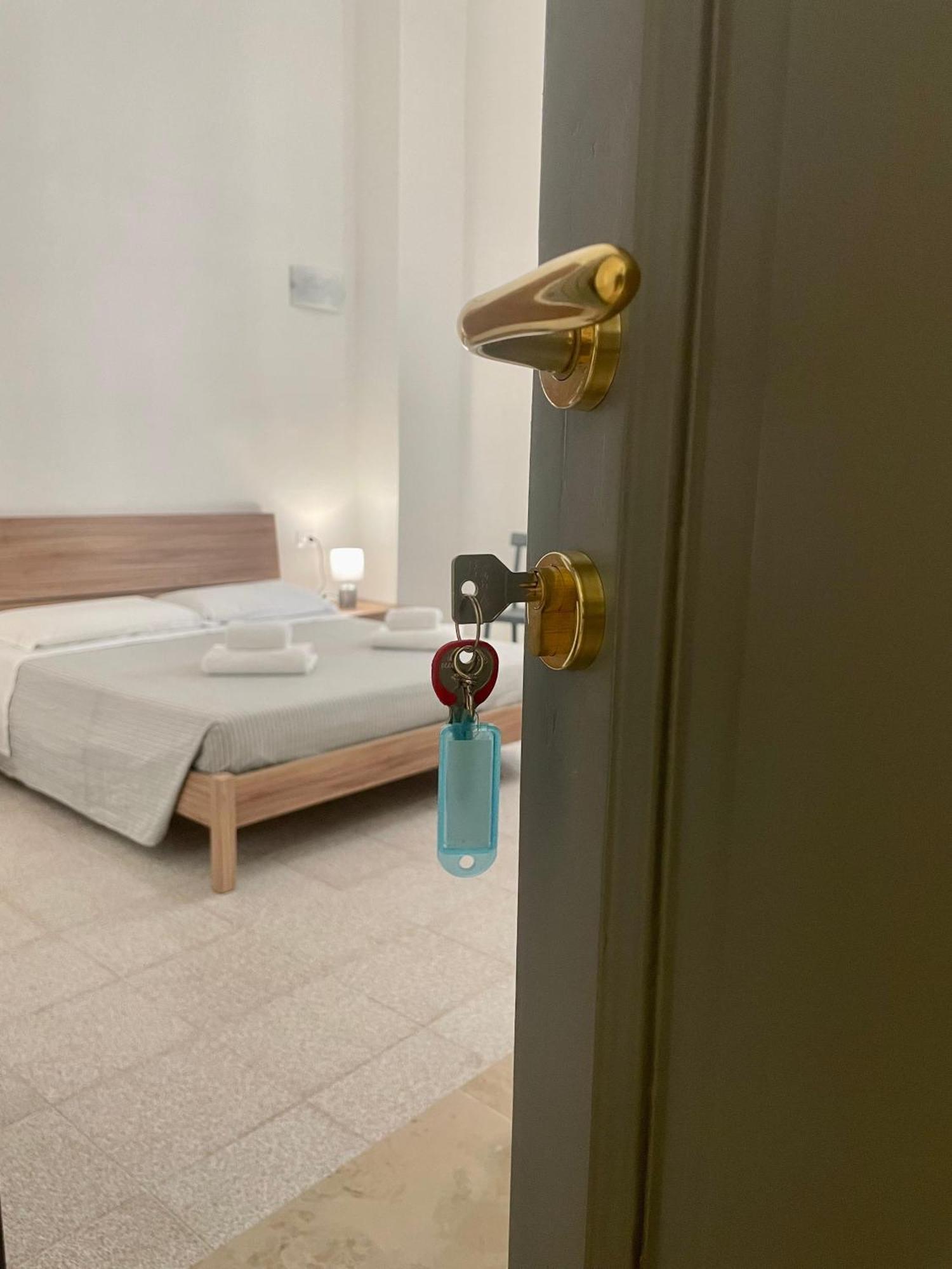 Onlyrooms V - Central & Train Station Κάλιαρι Εξωτερικό φωτογραφία