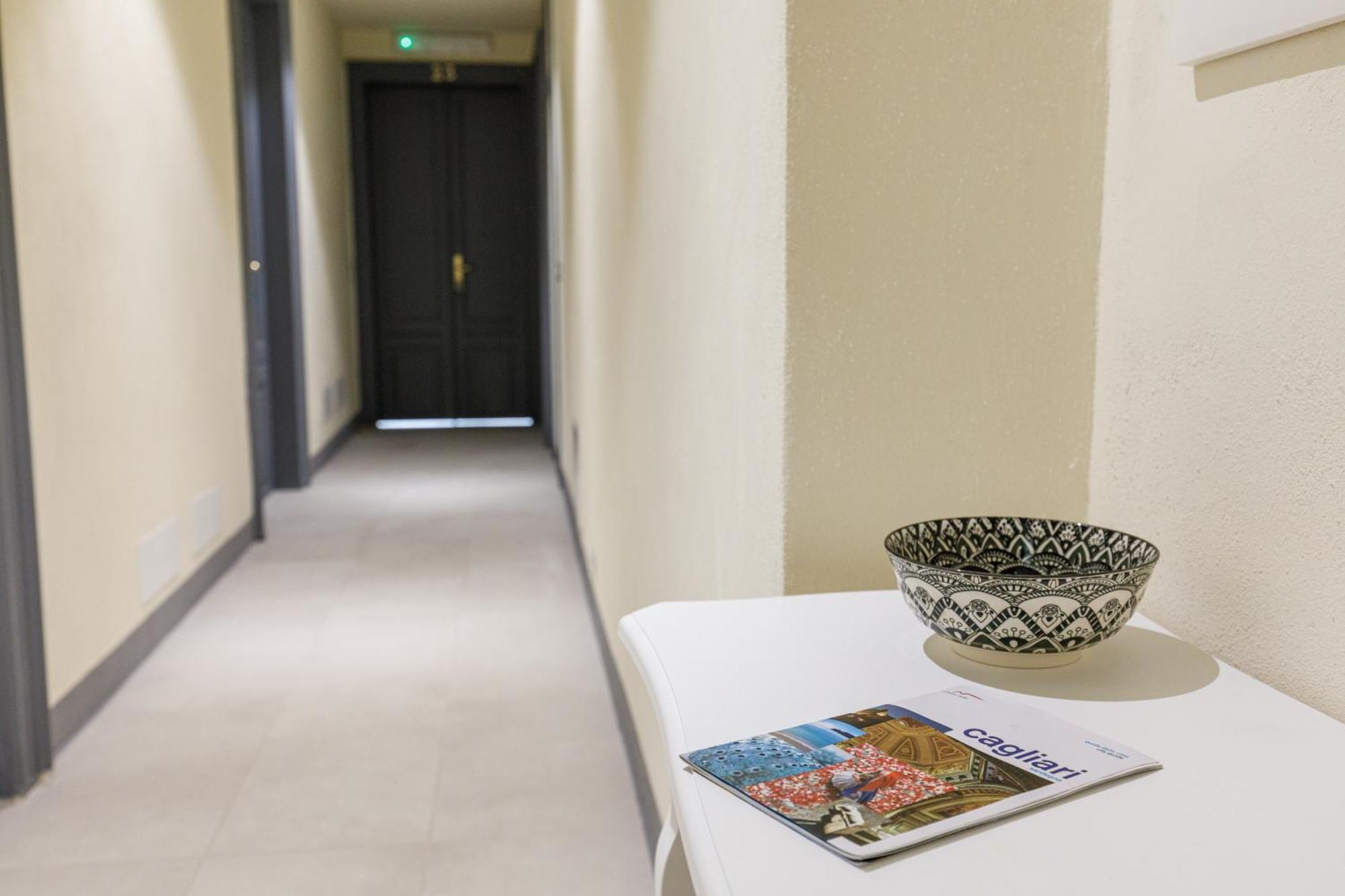 Onlyrooms V - Central & Train Station Κάλιαρι Εξωτερικό φωτογραφία