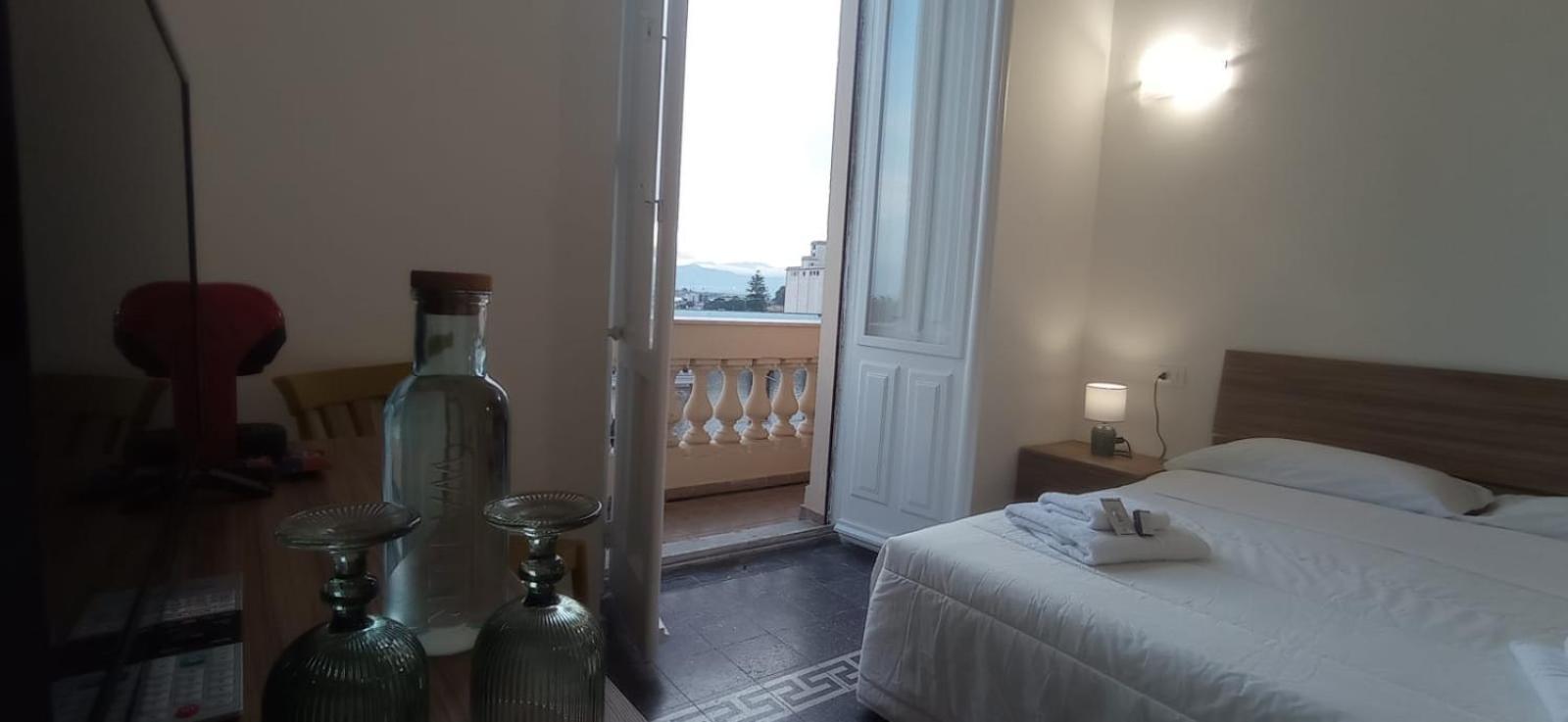 Onlyrooms V - Central & Train Station Κάλιαρι Εξωτερικό φωτογραφία