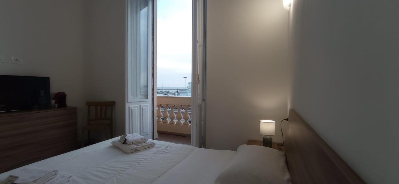 Onlyrooms V - Central & Train Station Κάλιαρι Εξωτερικό φωτογραφία