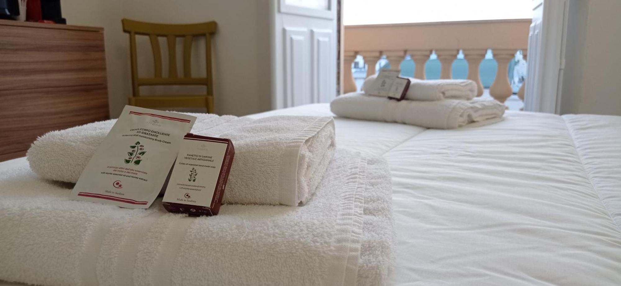 Onlyrooms V - Central & Train Station Κάλιαρι Εξωτερικό φωτογραφία
