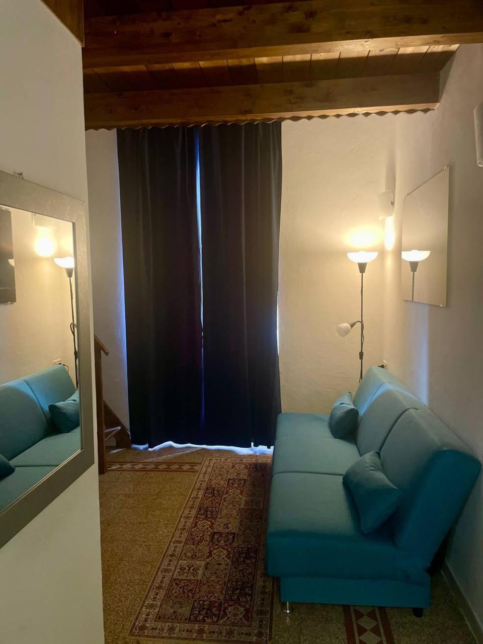 Onlyrooms V - Central & Train Station Κάλιαρι Εξωτερικό φωτογραφία