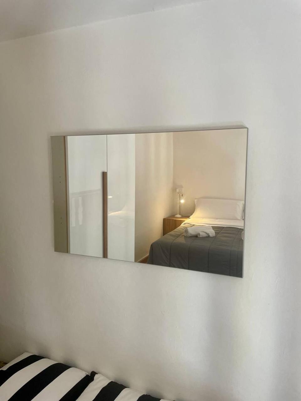 Onlyrooms V - Central & Train Station Κάλιαρι Δωμάτιο φωτογραφία